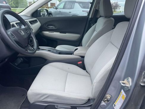 Used 2021 Honda HR-V LX image 16