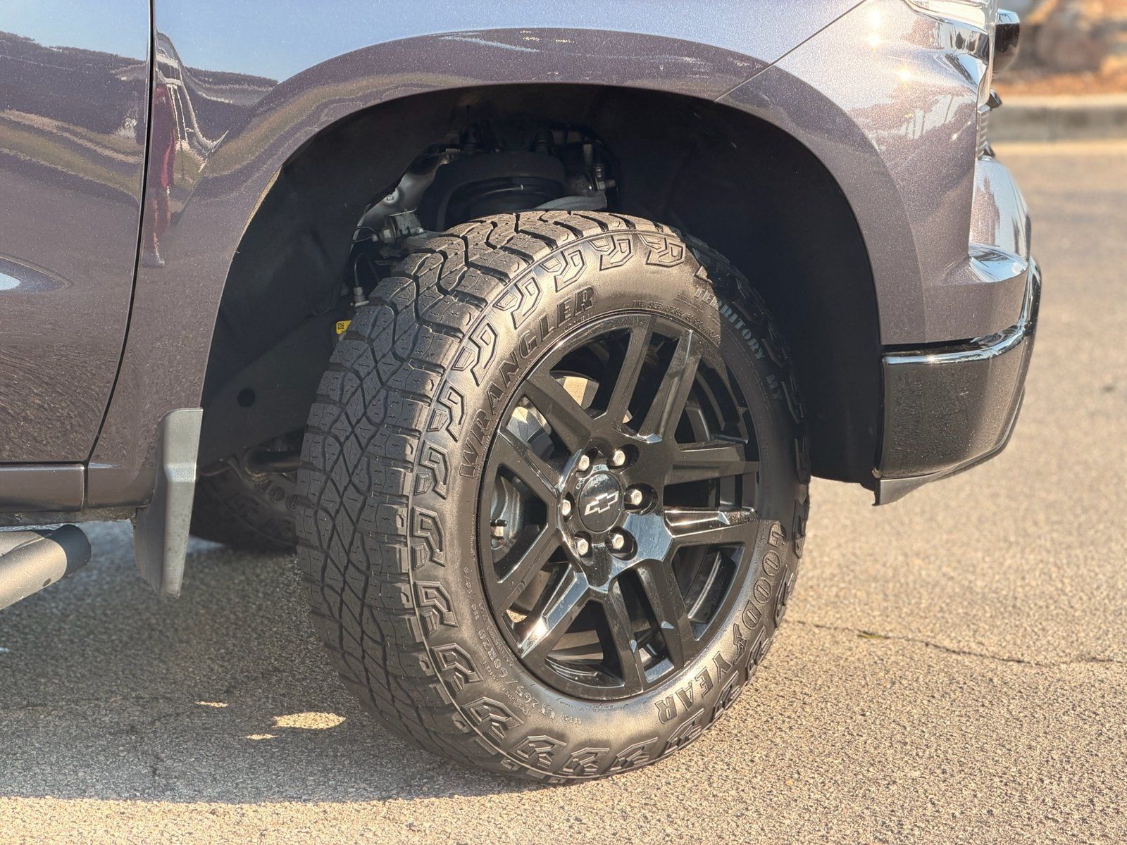 Used 2023 Chevrolet Silverado 1500 LT Trail Boss w/ LT Trail Boss Premium Package AWD/4WD image 5