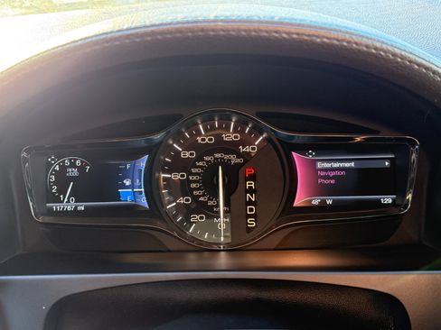 Used 2014 Lincoln MKX AWD w/ Equipment Group 102A image 20