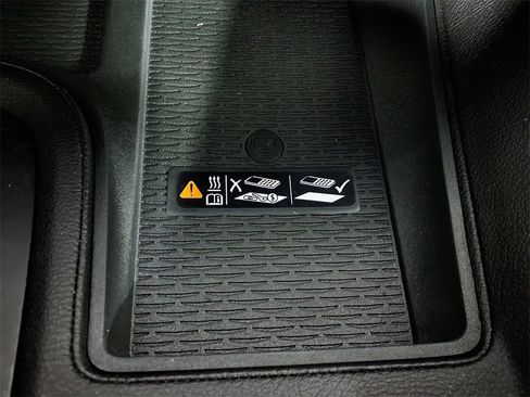 Used 2021 Cadillac CT5 Luxury w/ Sun And Sound Package image 24