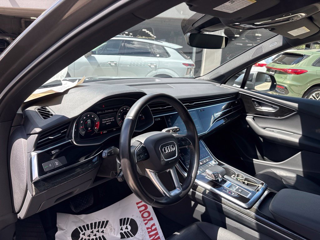 Used 2021 Audi Q7 2.0T Premium Plus w/ Executive Package AWD/4WD image 12