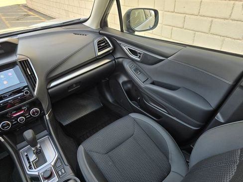 Used 2022 Subaru Forester Premium image 24