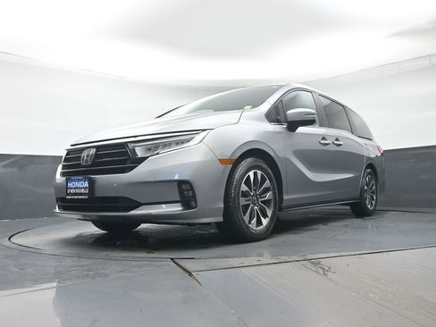 Used 2023 Honda Odyssey EX-L image 26