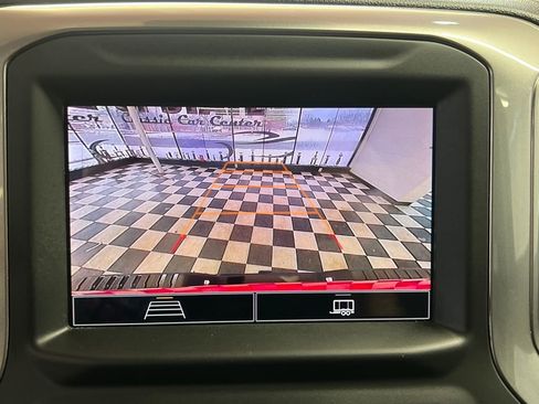 Used 2024 Chevrolet Silverado 2500 Custom w/ Custom Value Package image 33