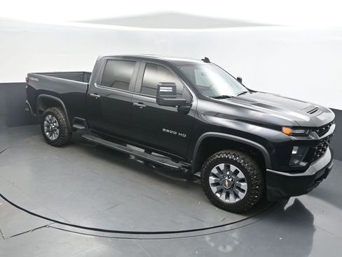 Used 2022 Chevrolet Silverado 2500 Custom w/ Safety Confidence Package image 1