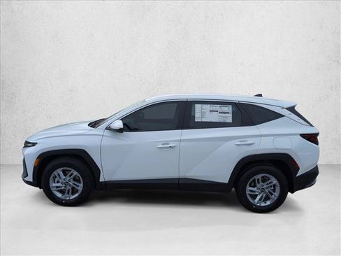 Certified 2026 Hyundai Tucson SE FWD image 5