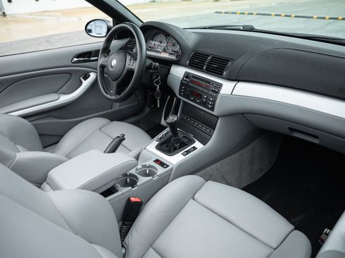 Used 2005 BMW M3 Convertible RWD image 15