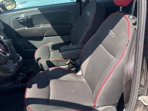 Used 2017 FIAT 500 Pop w/ Sport Appearance Package FWD image 8