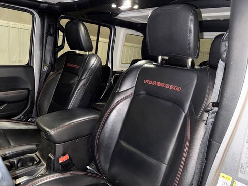 Used 2018 Jeep Wrangler Unlimited Rubicon AWD/4WD image 16