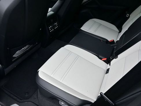 New 2026 Porsche Cayenne S AWD/4WD image 19