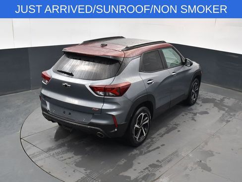 Used 2022 Chevrolet TrailBlazer RS w/ Sun and Liftgate Package image 32