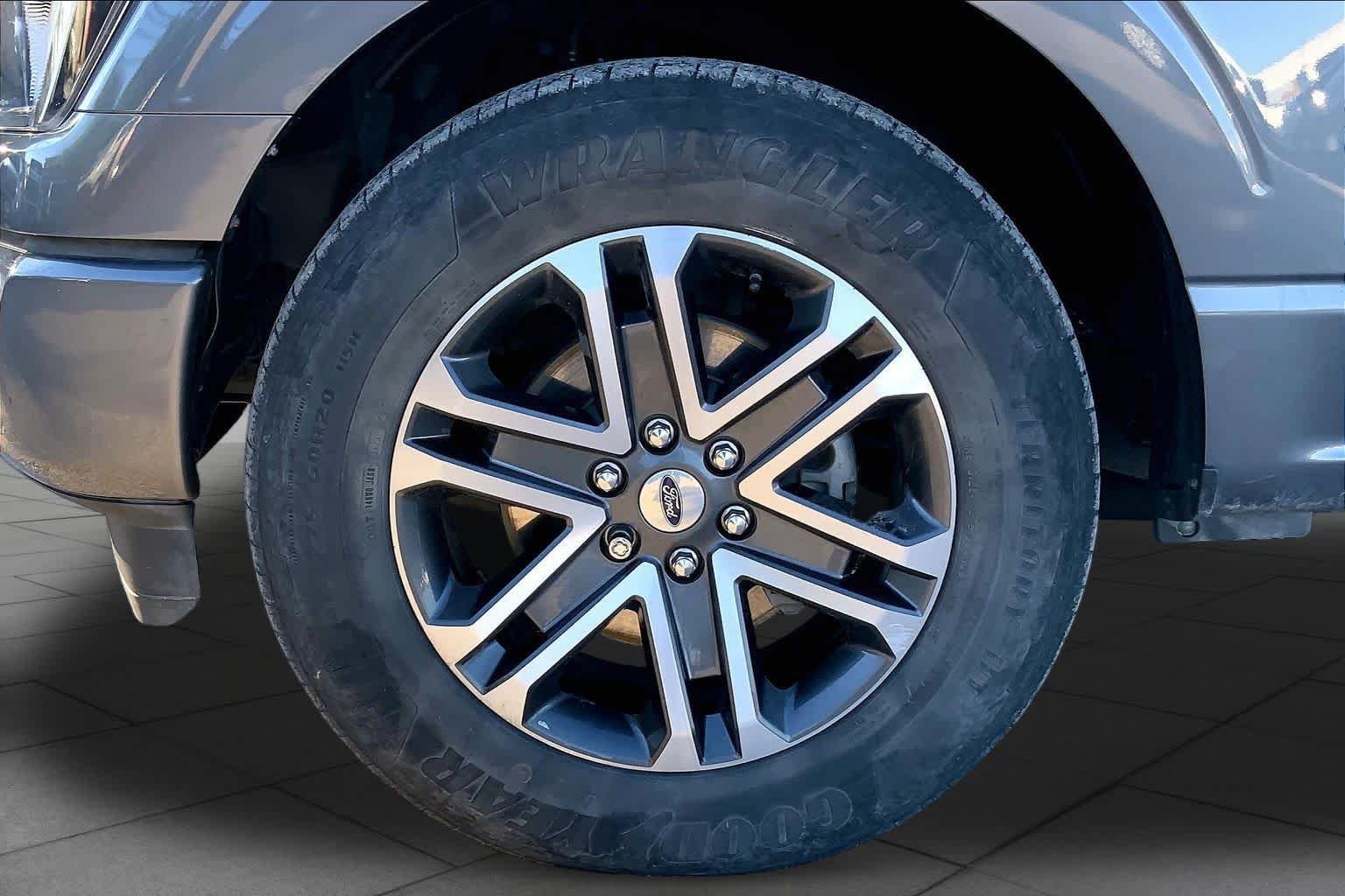 Used 2023 Ford F150 XL w/ STX Appearance Package RWD image 11