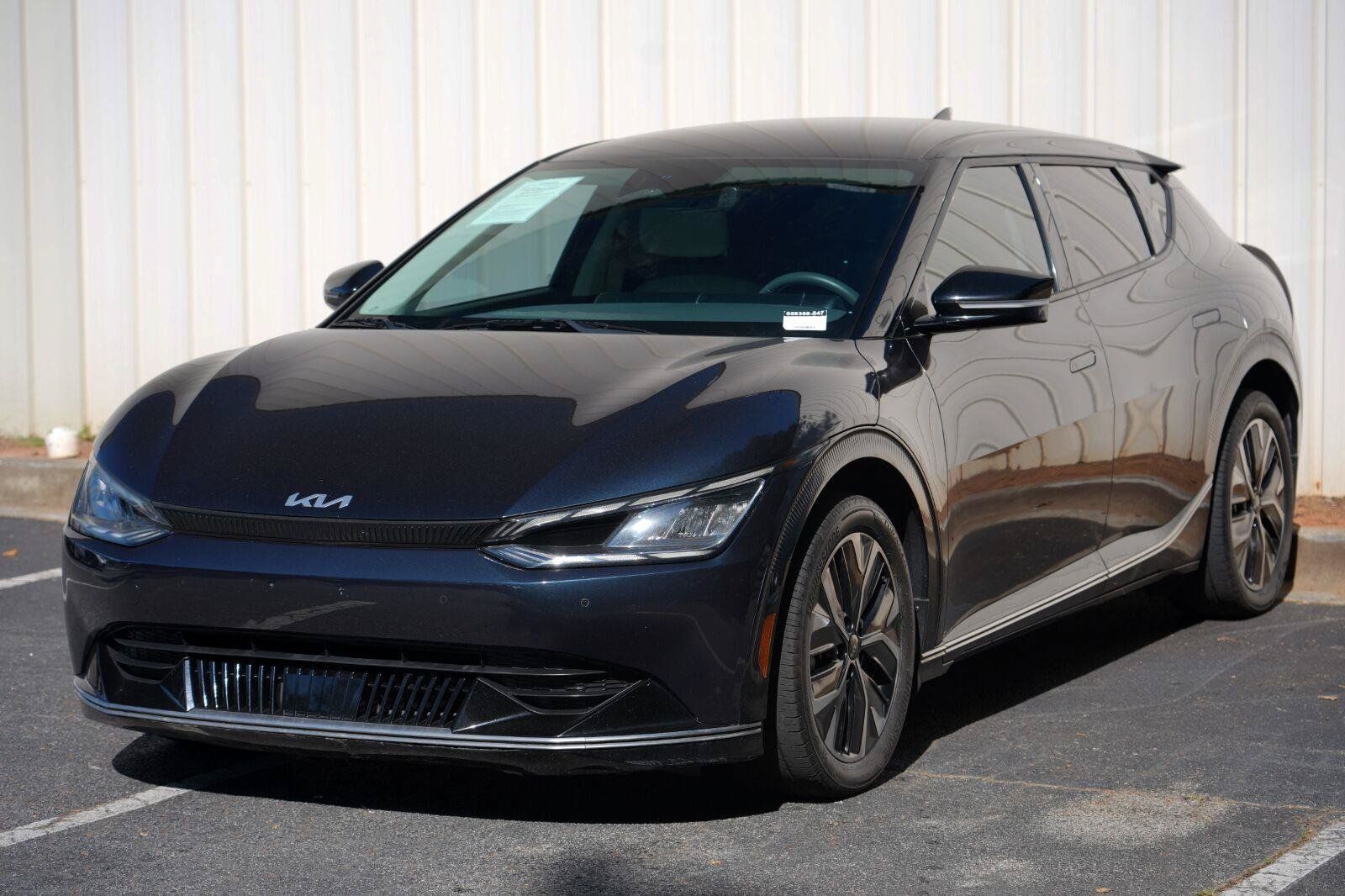 Used 2022 Kia EV6 Wind RWD image 48