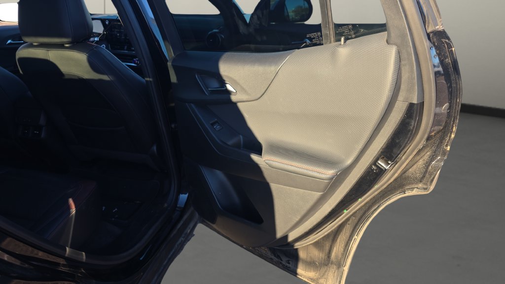 Used 2025 Chevrolet Equinox RS w/ Safety and Technology Package FWD image 15