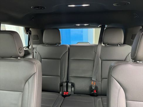Used 2024 Chevrolet Tahoe LT AWD/4WD image 17