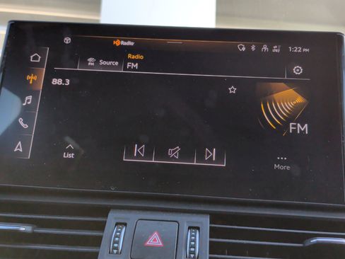 Certified 2024 Audi Q5 e Premium Plus w/ Premium Plus Package image 23