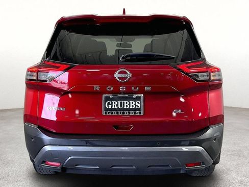 Used 2023 Nissan Rogue SL w/ SL Premium Package FWD image 6