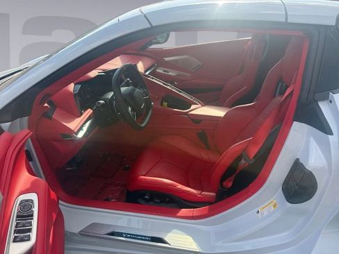 Used 2023 Chevrolet Corvette Stingray Premium Conv w/ Z51 Performance Package RWD image 10