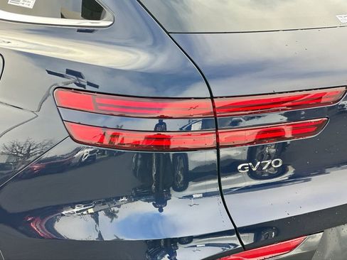 New 2026 Genesis GV70 2.5T image 27