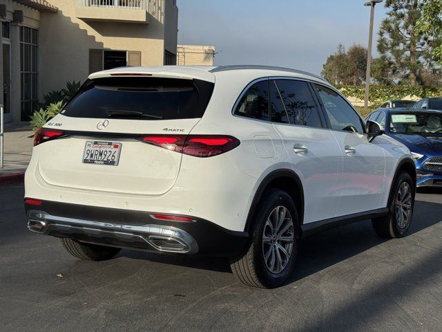 Used 2026 Mercedes-Benz GLC 300 4MATIC image 11