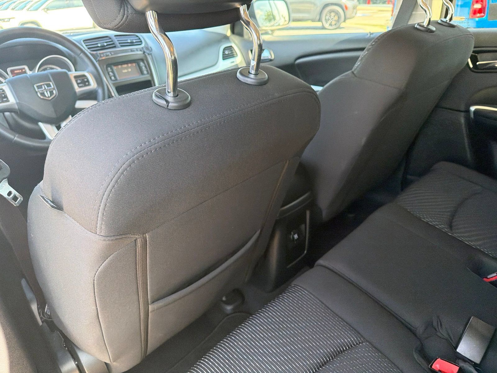 Used 2016 Dodge Journey SE w/ Flexible Seating Group FWD image 16
