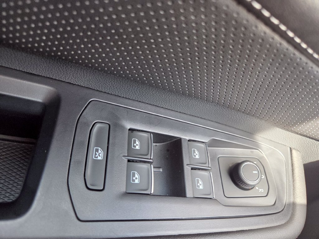 Used 2026 Volkswagen Atlas SE FWD image 20