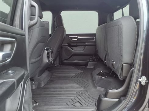 Used 2019 RAM 1500 Big Horn AWD/4WD image 15