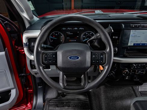 Used 2023 Ford F350 XLT w/ 360-Degree Camera Package image 20