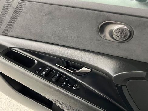 Used 2022 Hyundai Elantra N FWD image 25