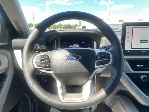 New 2026 Ford Explorer Active w/ Active Comfort Package RWD image 15