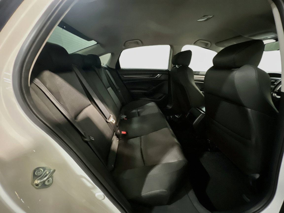 Used 2018 Honda Accord LX image 18