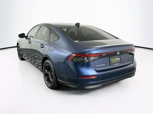 Used 2025 Honda Accord SE image 5