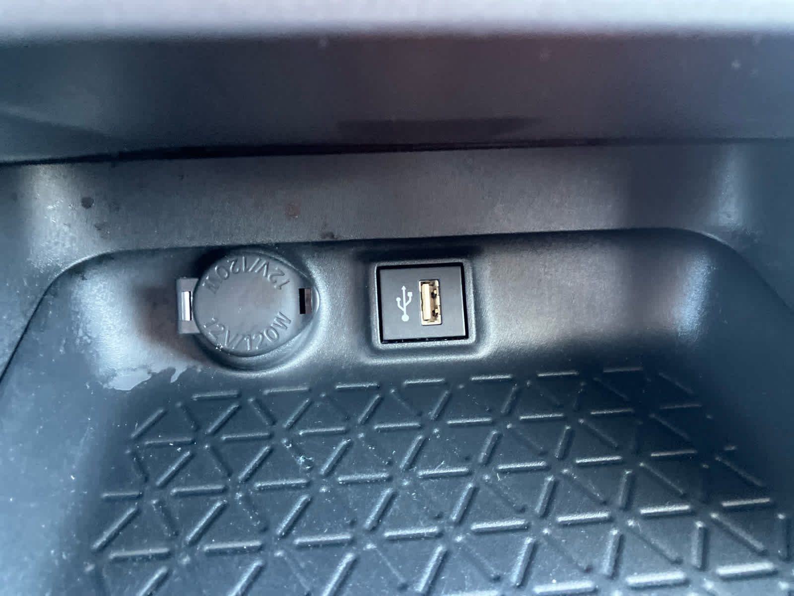 Certified 2025 Toyota RAV4 LE AWD/4WD image 26