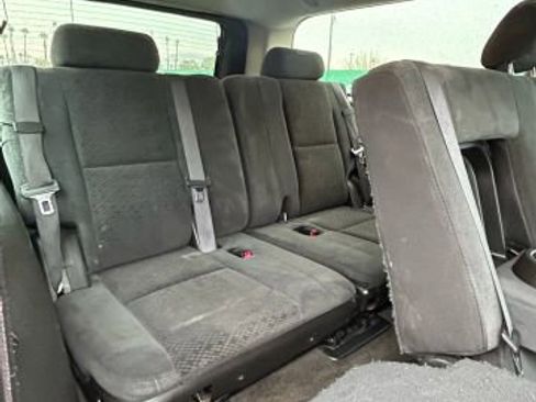Used 2007 Chevrolet Suburban LS image 15