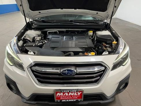 Used 2019 Subaru Outback 3.6R Limited w/ Popular Package #2 AWD/4WD image 9