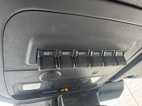 New 2025 Ford Bronco Raptor image 38