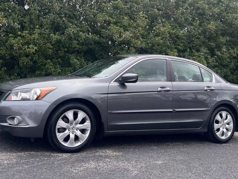 Used 2009 Honda Accord EX-L image 3