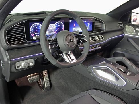 Certified 2025 Mercedes-Benz GLE 53 AMG 4MATIC Coupe image 15