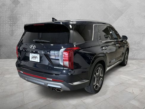 Used 2023 Hyundai Palisade Limited FWD image 7
