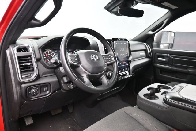 Used 2024 RAM 2500 Big Horn w/ Night Edition AWD/4WD image 15