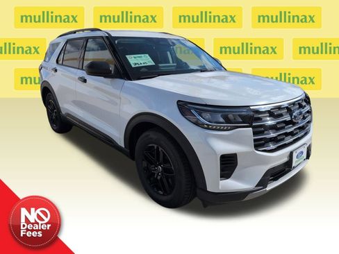 New 2026 Ford Explorer Active image 1