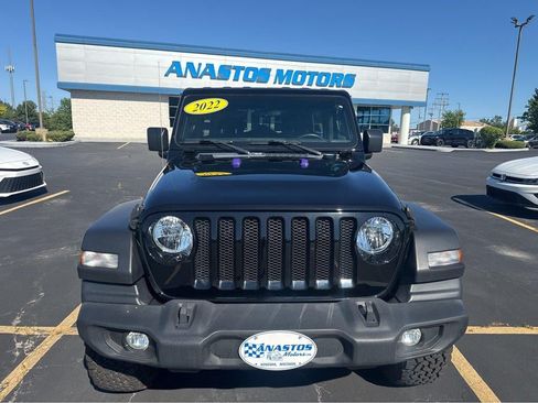 Used 2022 Jeep Wrangler Unlimited Sport AWD/4WD image 2