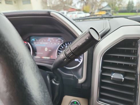 Used 2019 Ford F250 Lariat w/ Lariat Ultimate Package image 22