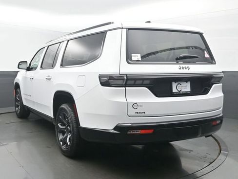 New 2026 Jeep Grand Wagoneer L Limited w/ Premium Group II AWD/4WD image 4