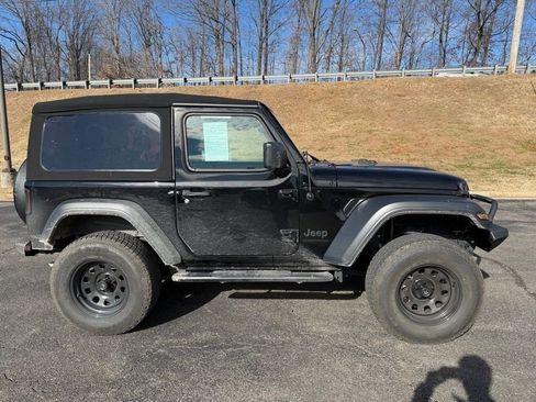 Used 2023 Jeep Wrangler Sport S image 8