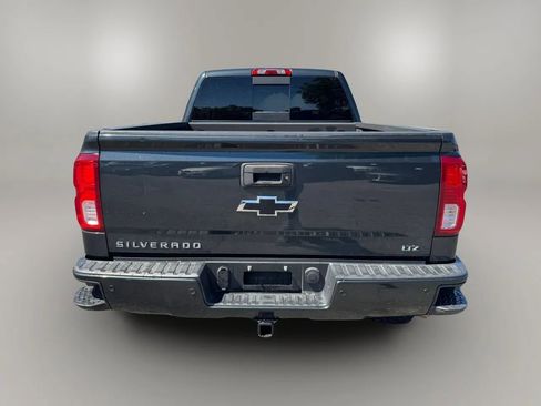 Used 2017 Chevrolet Silverado 1500 LTZ Z71 w/ LTZ Plus Package AWD/4WD image 9