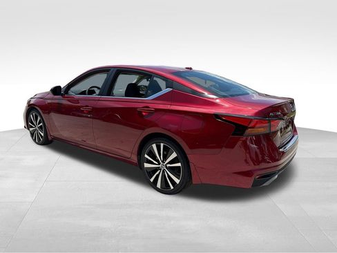 Used 2022 Nissan Altima 2.5 SR FWD image 5