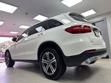 Used 2019 Mercedes-Benz GLC 300 4MATIC w/ Premium Package image 5