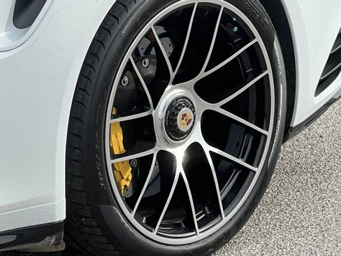 Certified 2019 Porsche 911 Turbo S image 15