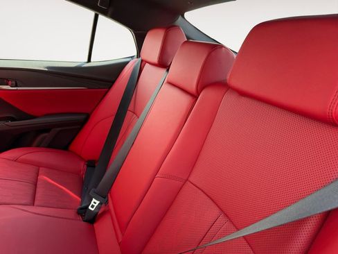 Used 2025 Toyota Camry XSE image 29